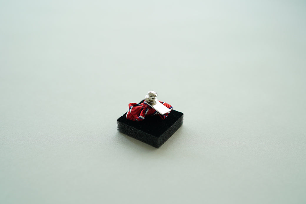 tibitie シルク100% ラペルピン アクセサリー – 大人のアクセント